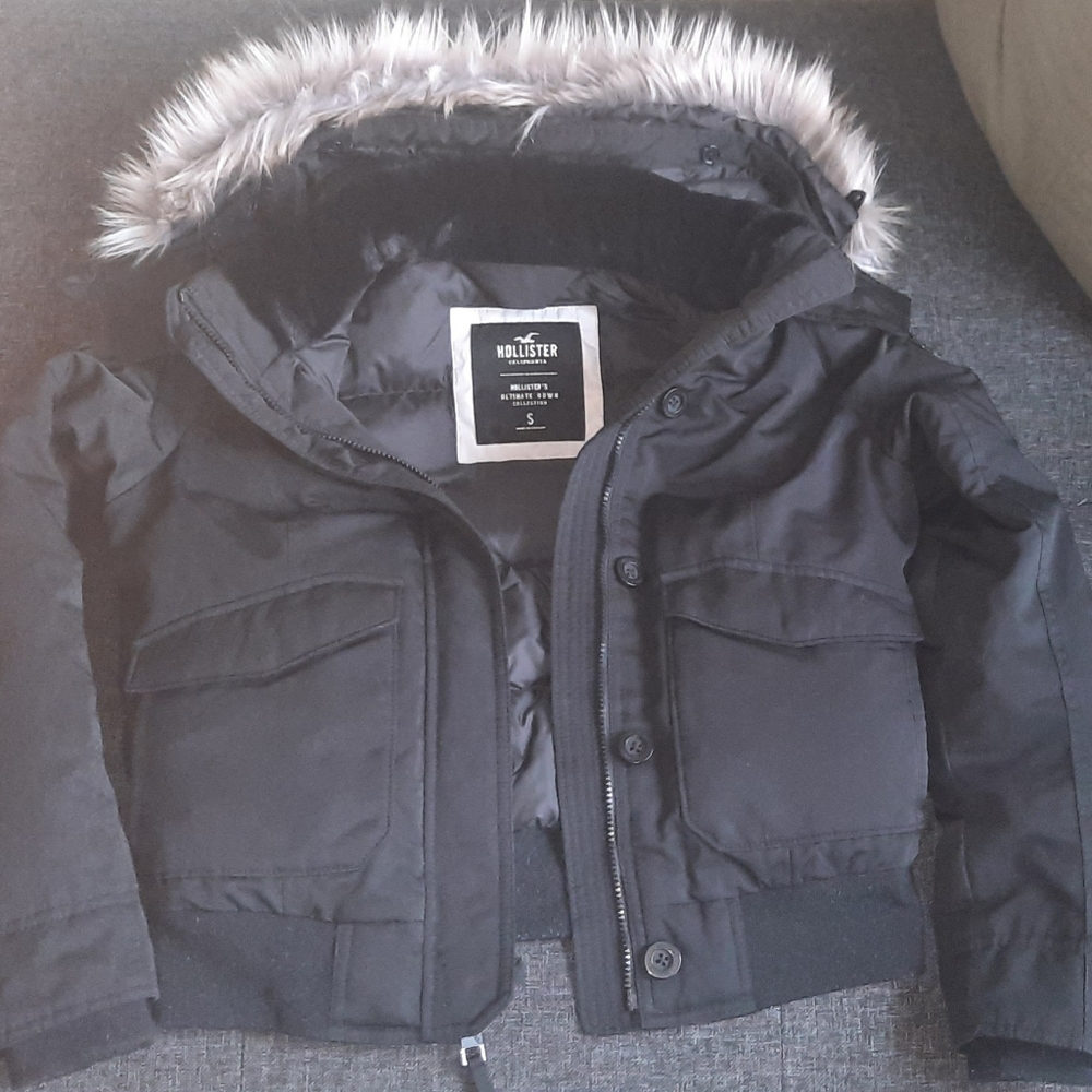 Hollister Ultimate Down